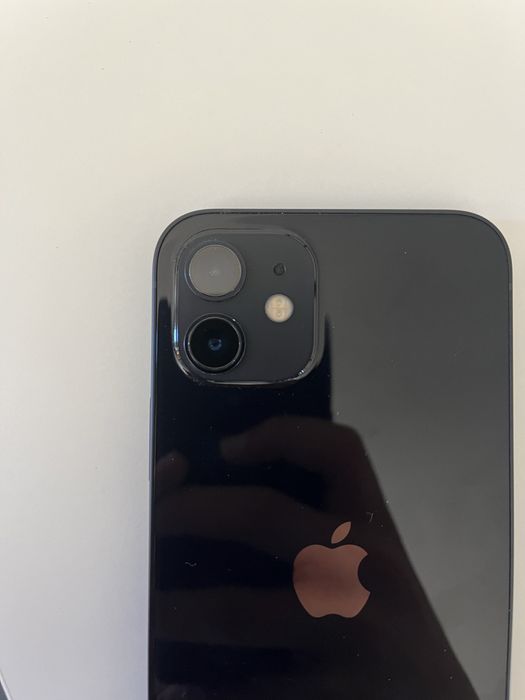 iPhone 12 128GB preto