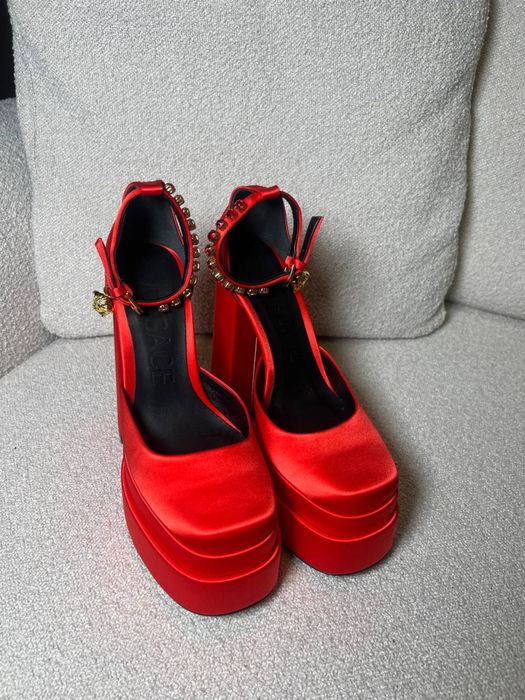 Червоні туфлі Versace! Розмір 38! Остання пара! Розпродаж до 90%