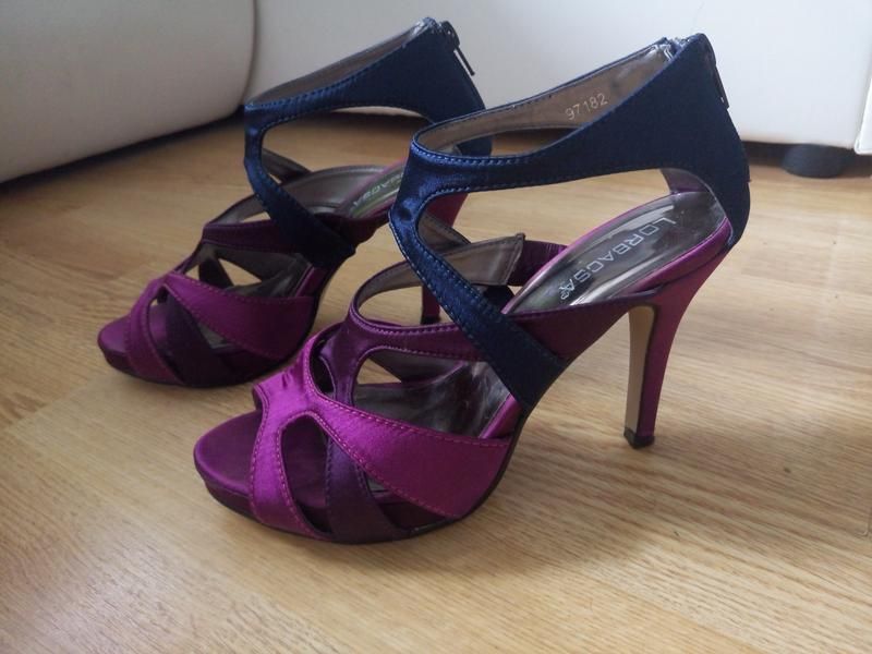 Летние туфли,босоножки на каблуке lorbacsa