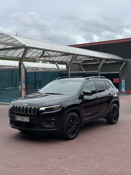 Jeep Cherokee 2022 VIN 1C4PJMMN9ND523462 фото оголошення 2 з 8