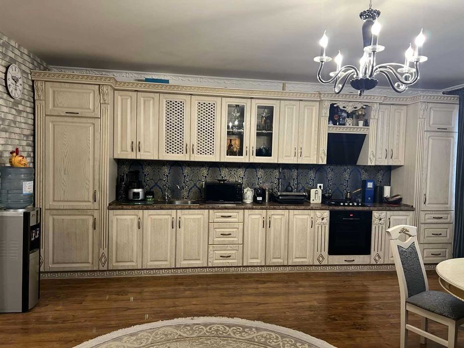 Продається класична 2-кімнатна квартира в м. Ужгород, вул. Вишнева