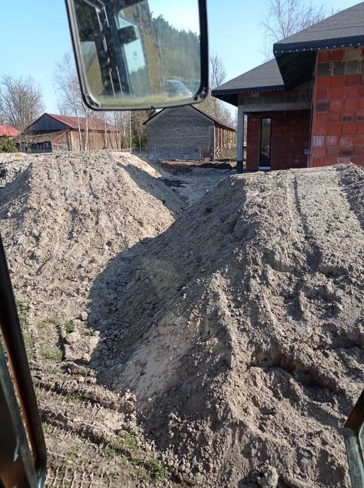 Usługi koparko-ładowarką