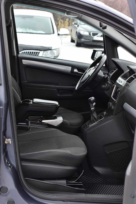 Opel Zafira 2006 1.9 Дизель механіка (Перший внесок від 20%)