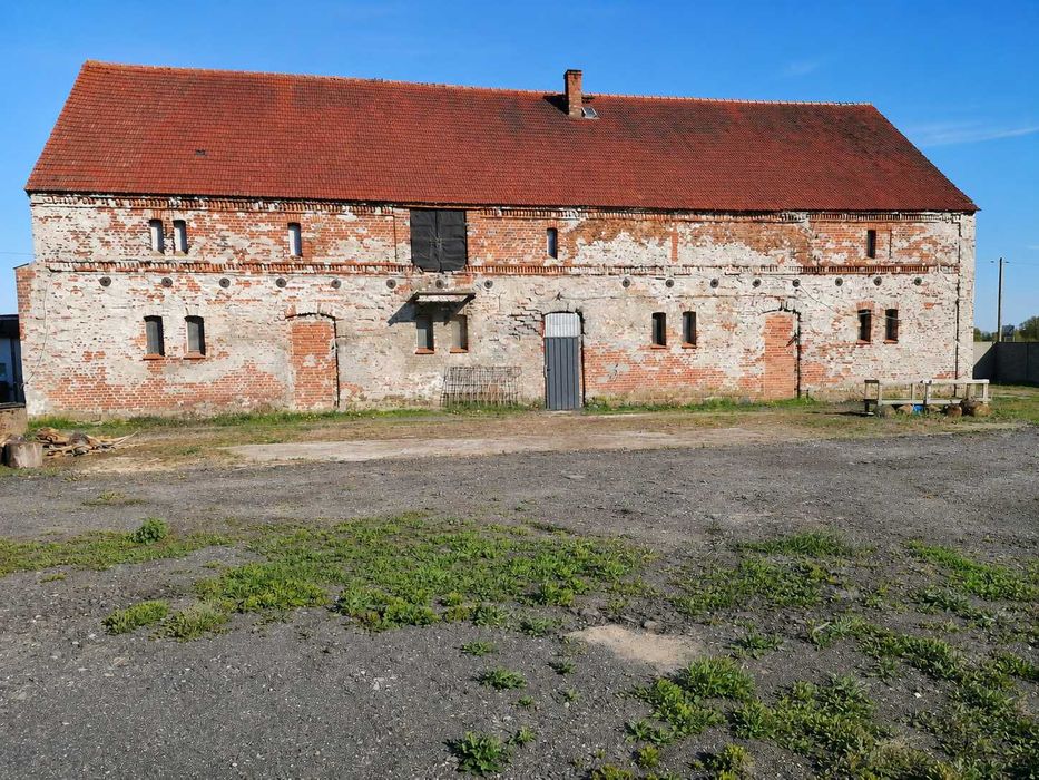 Wynajmę budynek 283 m² + plac przy DK25 | Drołtowice / Syców