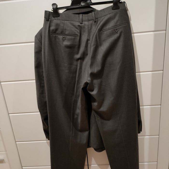 Garnitur męski szary marynarka i spodnie