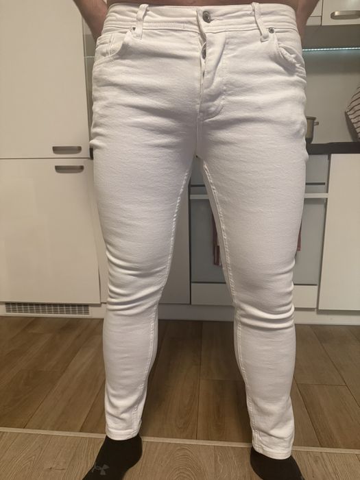 Ubrania używane w dobrym stanie