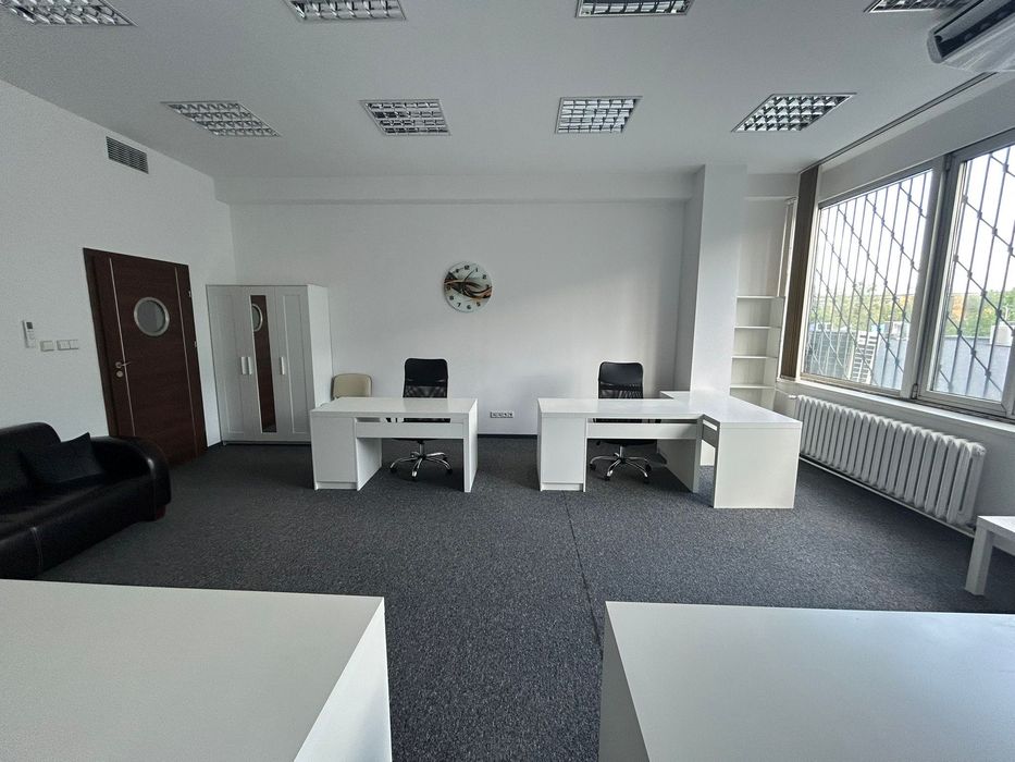 Biuro 40 m² po remoncie – 6 stanowisk – Ostrobramska
