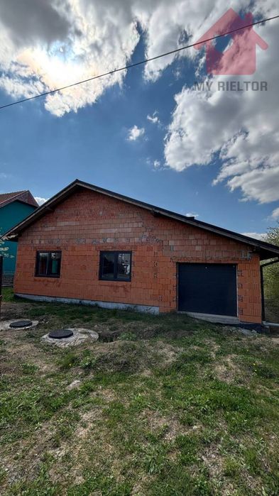 Терміновий продаж американки в мікрорайоні «Східний»