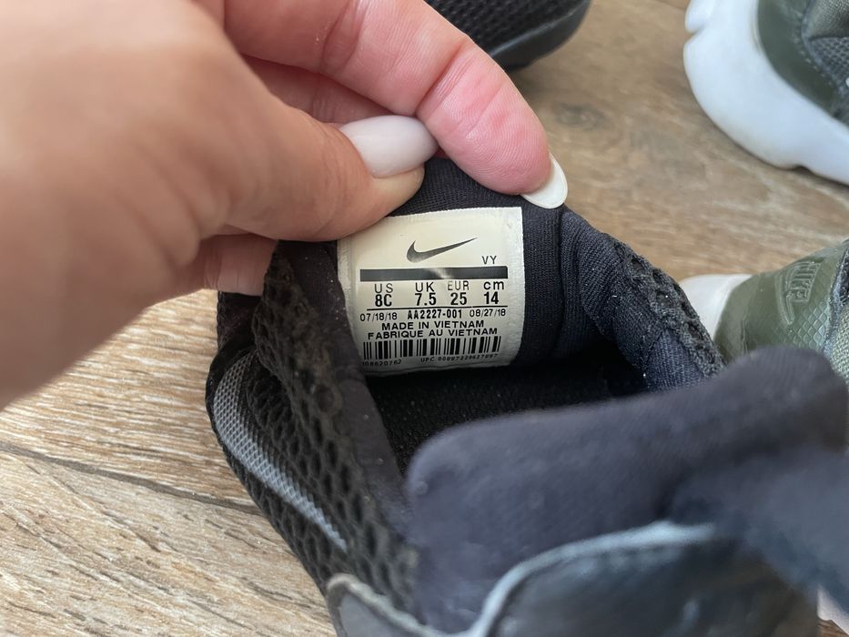 Кросівки nike