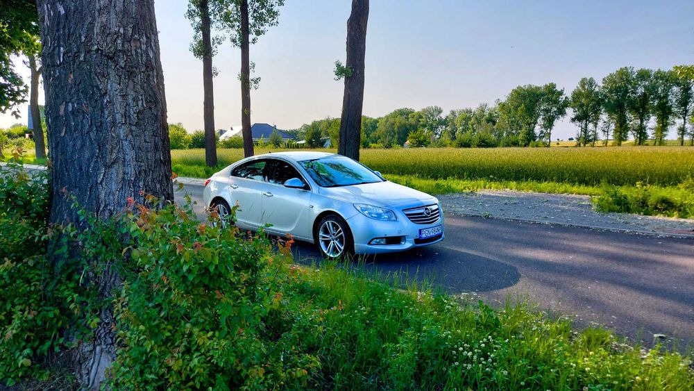 Opel Insignia | NISKA KAUCJA | FAJN - Wynajem Aut i Busów