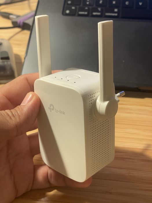 Extensor de wifi tp-link AC750 re205