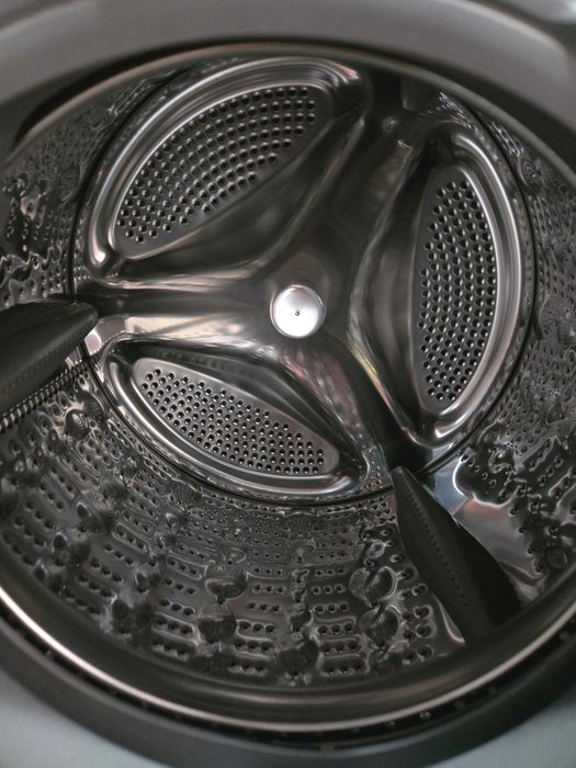 Pralka LG.Wsad 8kg.1400 obr. Silnik inventer.LCD.Gwar.Super stan