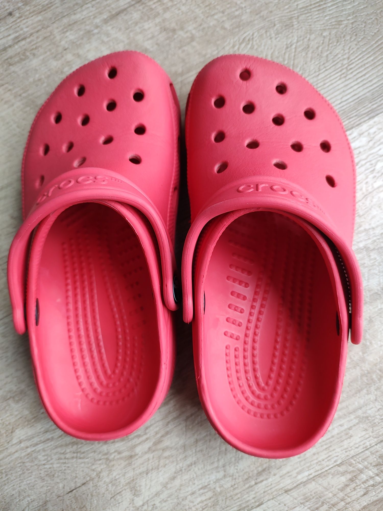 Crocs 2 4 .33 34 480 Olx
