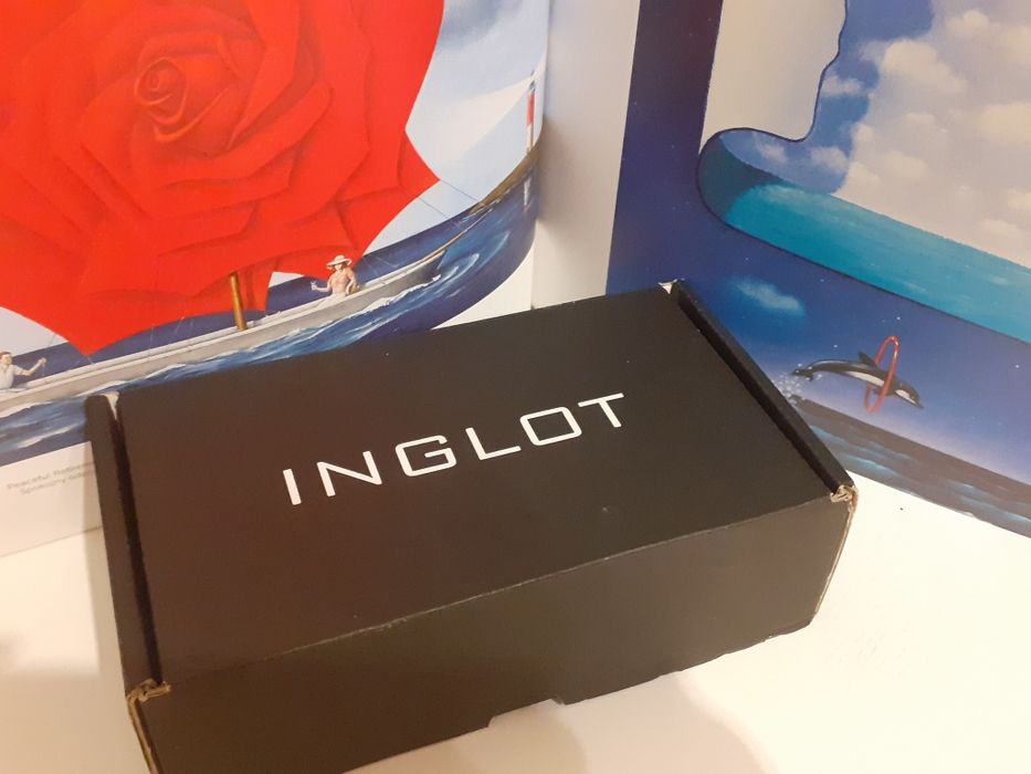 Zestaw sztucznych rzęs Inglot i Ardel Natural 104