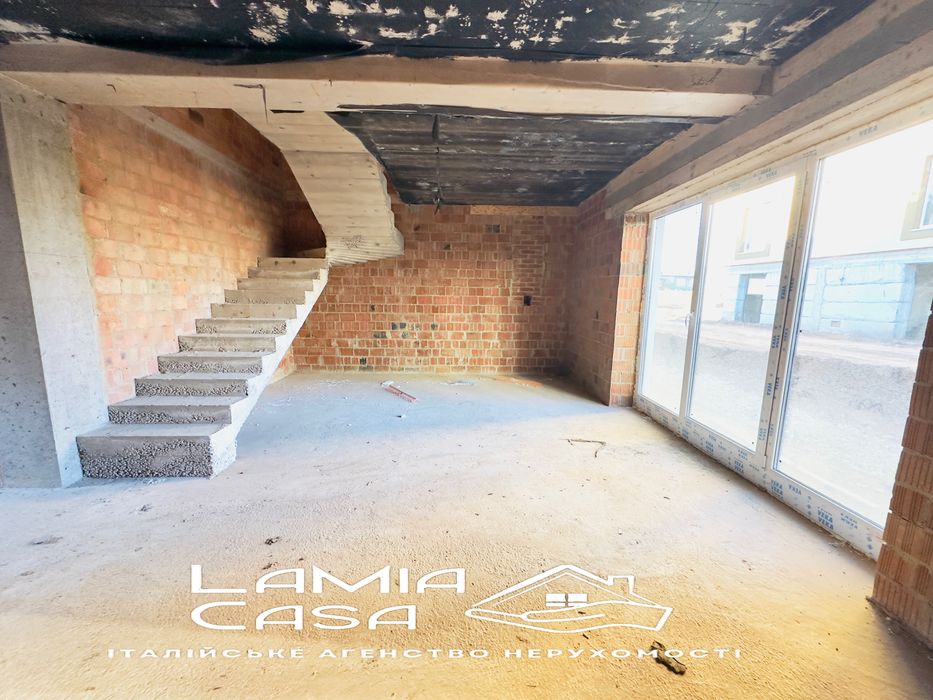 Таунхаус по вул. Спортивна (5 хв від трц Депот)