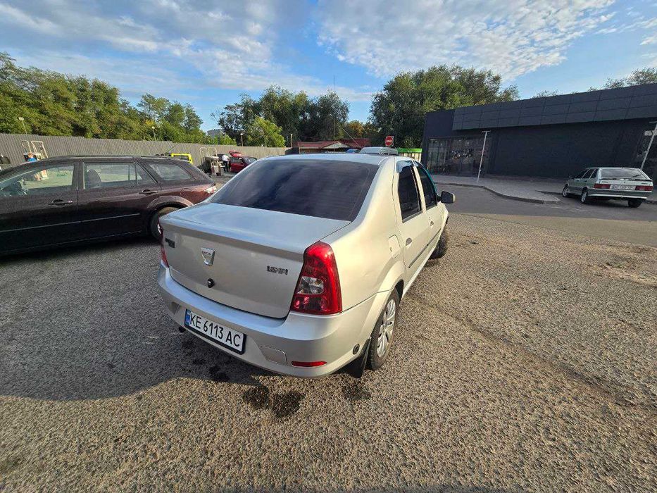 Dacia Logan 1.6л 2008 Газ/бенз