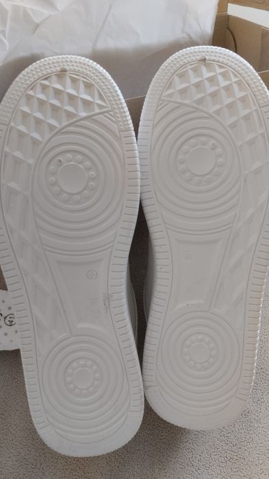 Белые кеды кроссовки Reebok