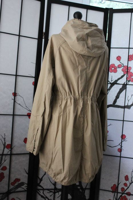 kurtka parka młodzieżowa beżowa piaskowa oversize Cubus 42