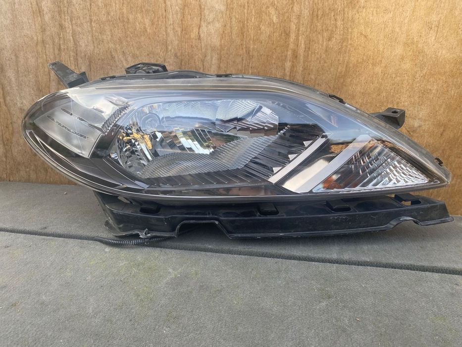 lampa honda FR-V FR V ciemna ślizg eu cała