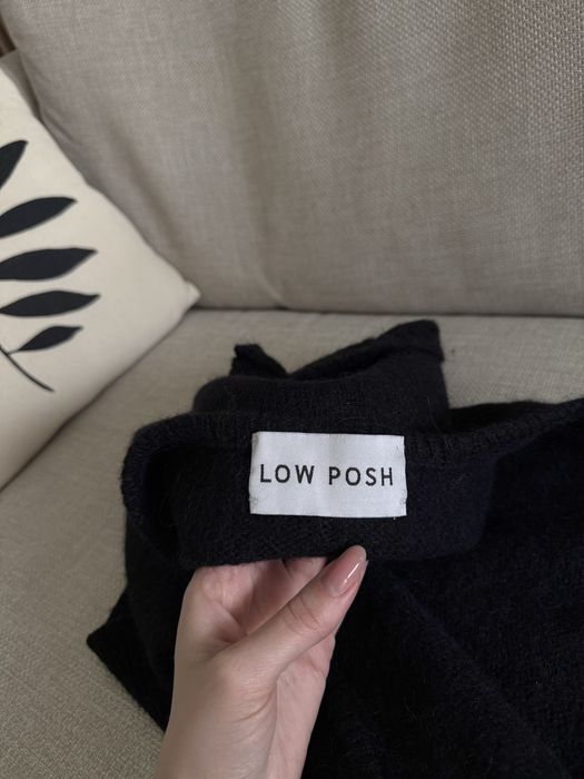 Топ чорний українскього бренду Low Posh S