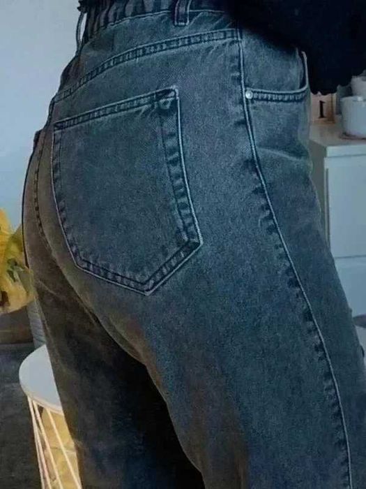 Pull & Bear, jeansy z wysokim stanem r. 32