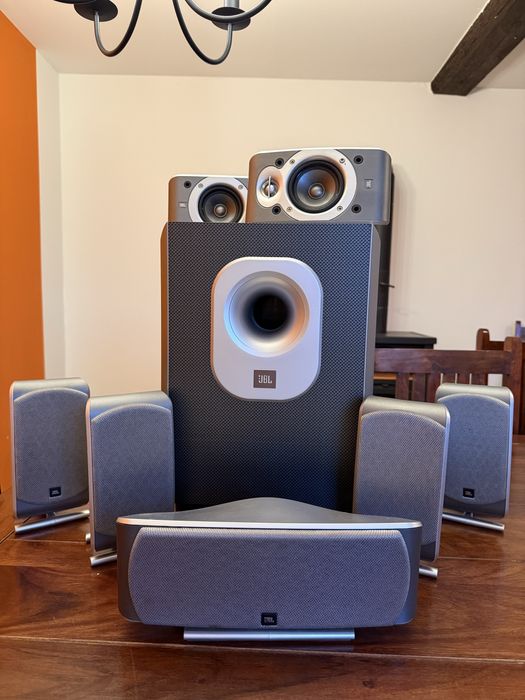 Kino domowe JBL 5.1 – SCS 200 + subofer SUB 200/230 glośniki