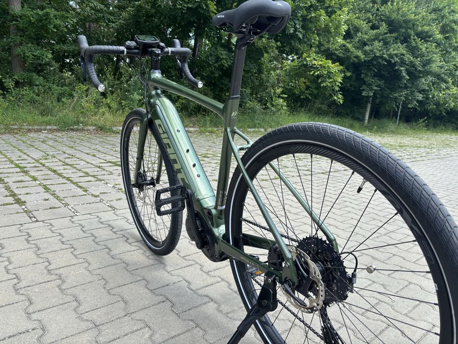 Giant  Revolt  E+ Elektryczny