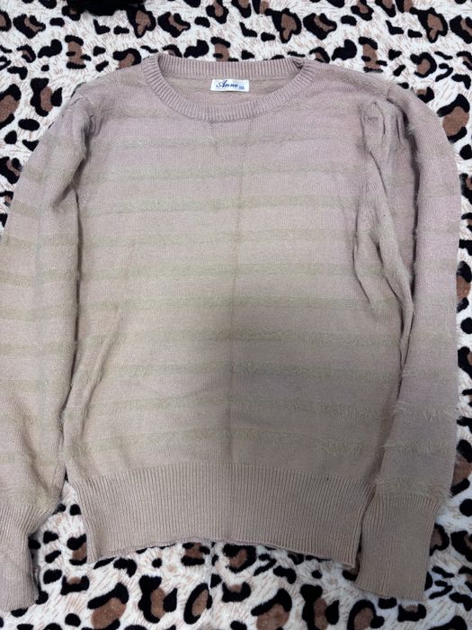 Світерок дуже теплий і ніжний