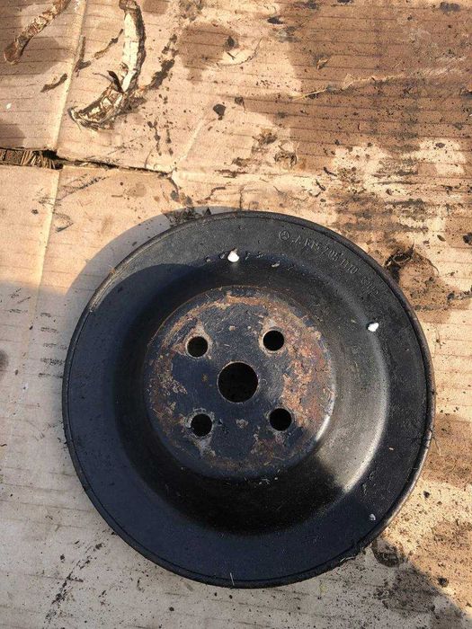 Шків помпи водяного насоса OM615 OM616 Mercedes T1 / W124, Дніпро