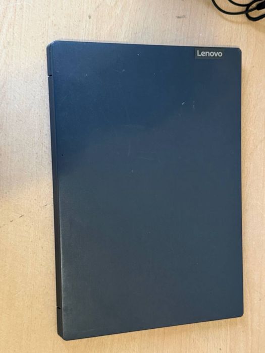 Ноутбук Lenovo – AMD 3020e / 16 ГБ / HDD / Windows 10