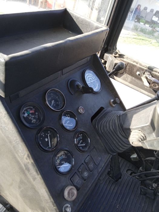 Трактор МТЗ 1025