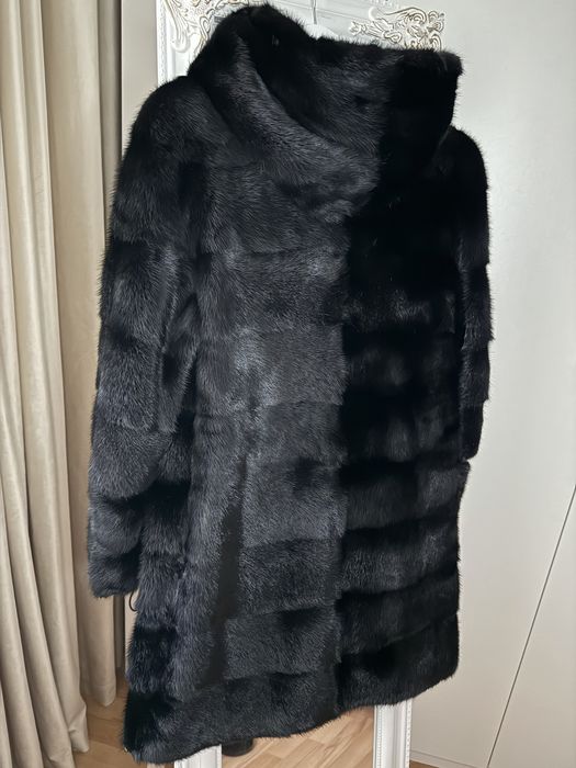 Шуба норкова жіноча ідеальний стан