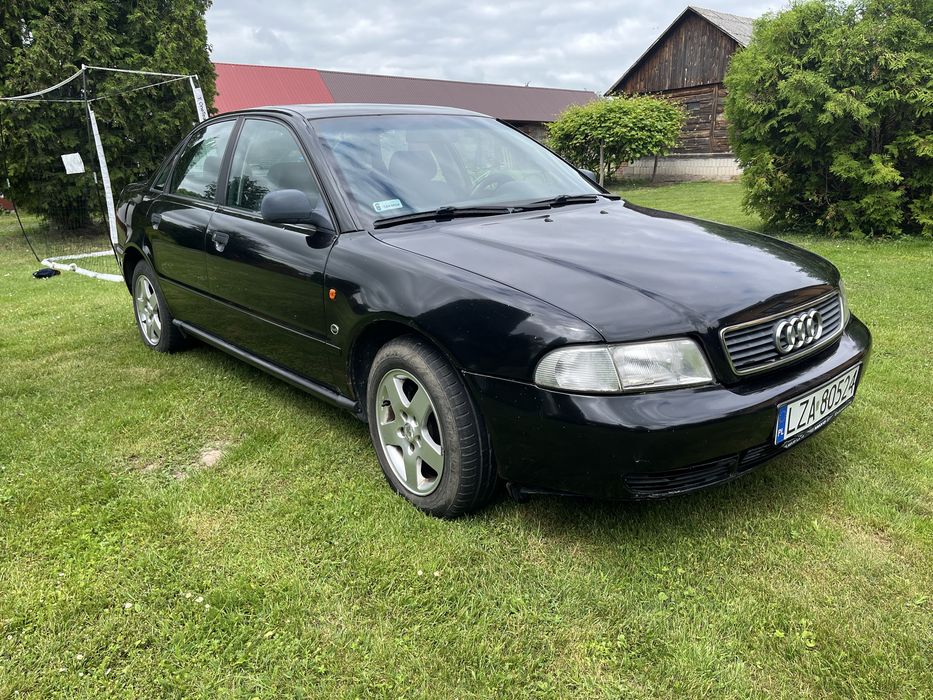 Rzadkość Audi A4 B5 1994, benzyna