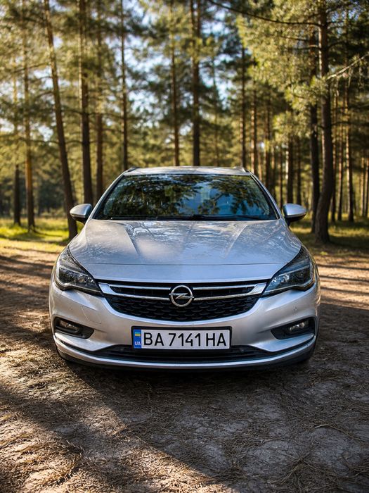 Opel Astra K • 2017 • 1.6 дизель