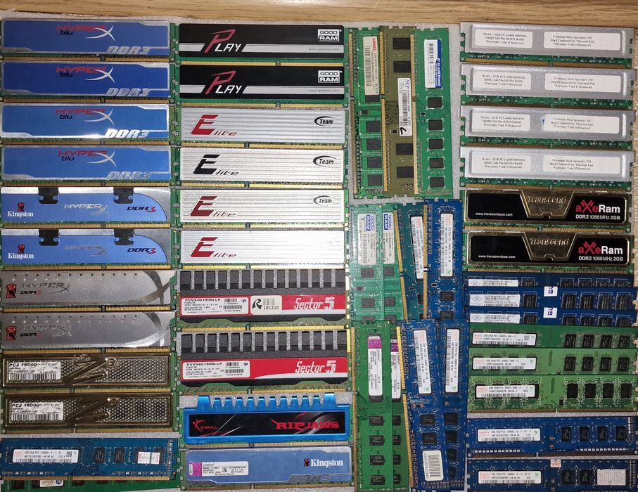 оперативная память 8G 4G 2G DDR3 DDR2