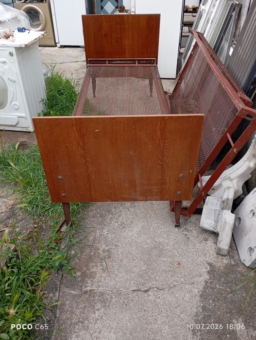 Продам два ліжка
