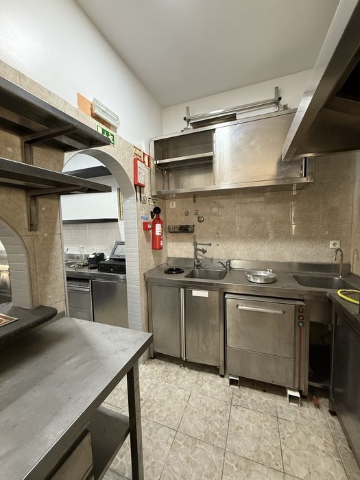 Restaurante totalmente equipado