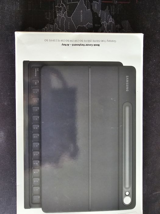 Oryginalne etui Samsung book cover keyboard AI key do tabletów tab s10fe s9 s9fe  5g i bez 5g
