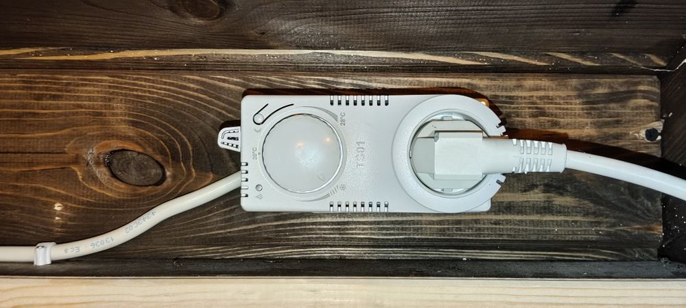 Panele na podczerwień termostat grzejnik