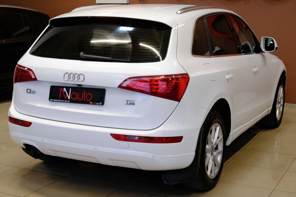 Audi Q5 2011 біла