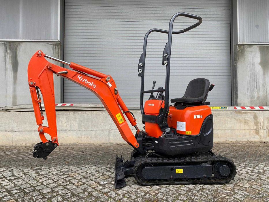 Miniescavadora Kubota U10-3