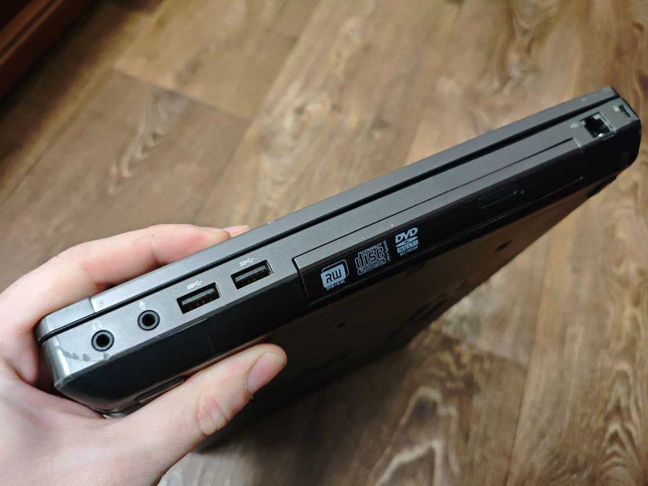 Ноутбук HP 6570p i5/8gb/2 gb Video/120 gb SSD рабочая батарея