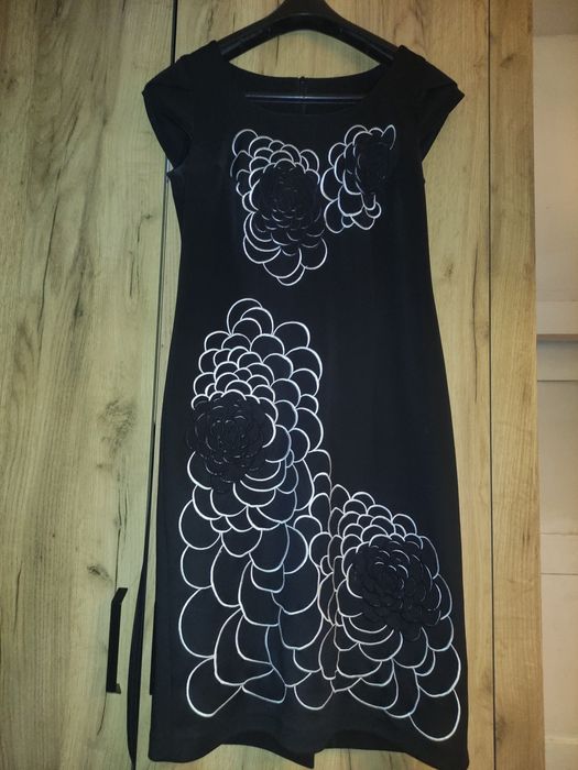 Elegancka sukienka damska r M