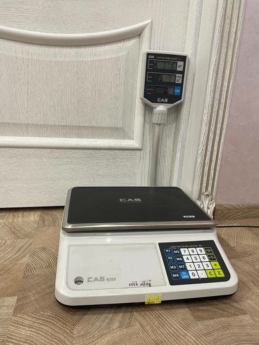 Торгова вага Cas в ідеальному стані