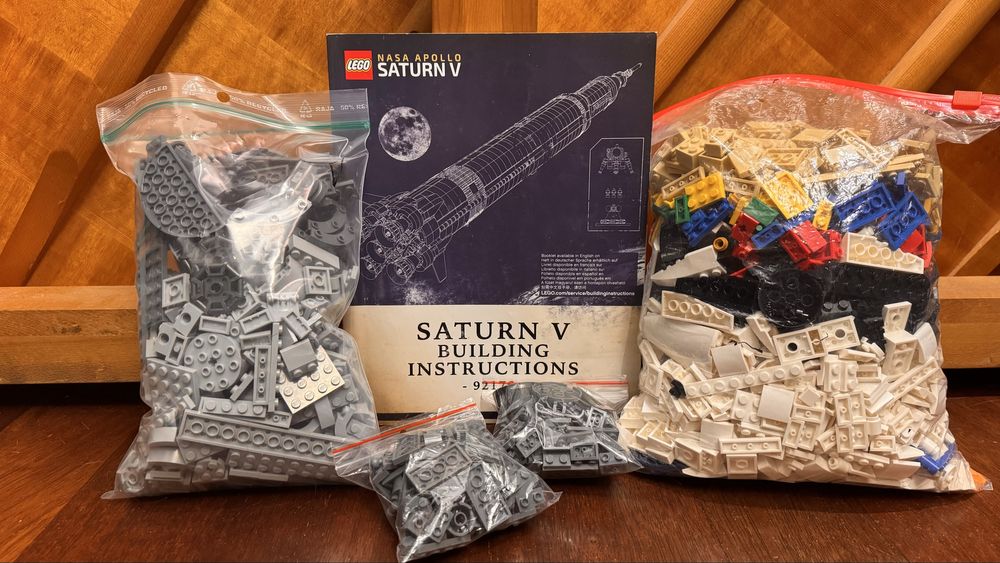 Lego Ideas 92176 NASA Apollo Saturn V, 100 cm wysokości