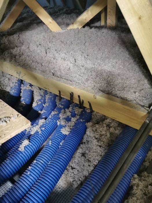 Ocieplenie celulozą ,naprawy po kunach , zabudowy g-k , termowizja