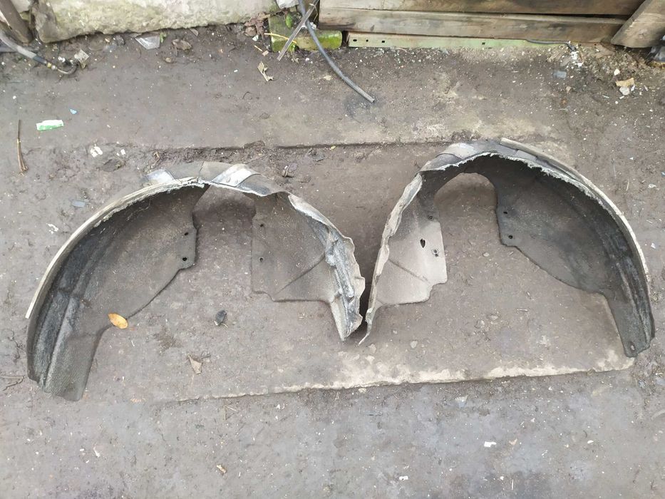 Підкрилок зад Мазда 3 Седан Mazda 3 Bk