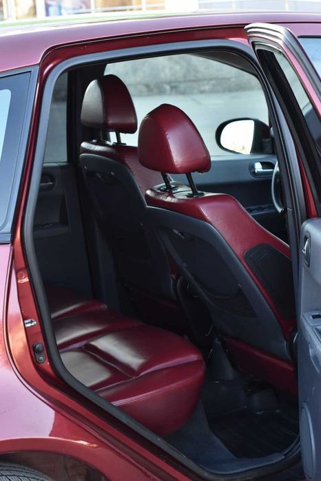 Mitsubishi Colt 2005 1.5 бензин (Перший внесок від 20%)