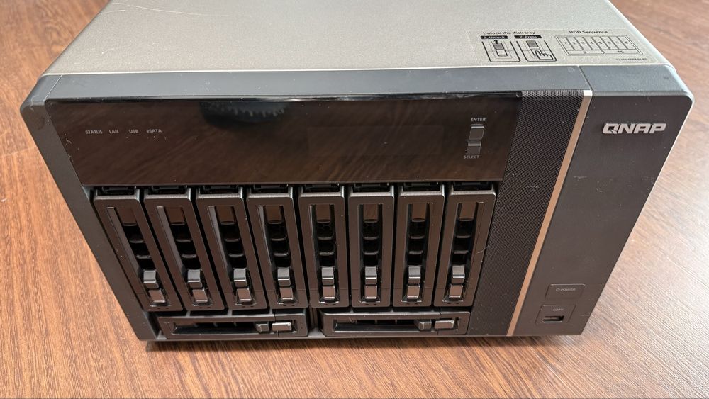 Qnap nas storage TS-1079 pro 10 x disco 1TB