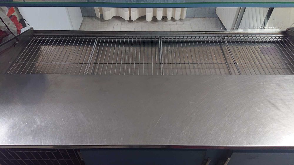 Vitrine frigorífica horizontal (2 metros)